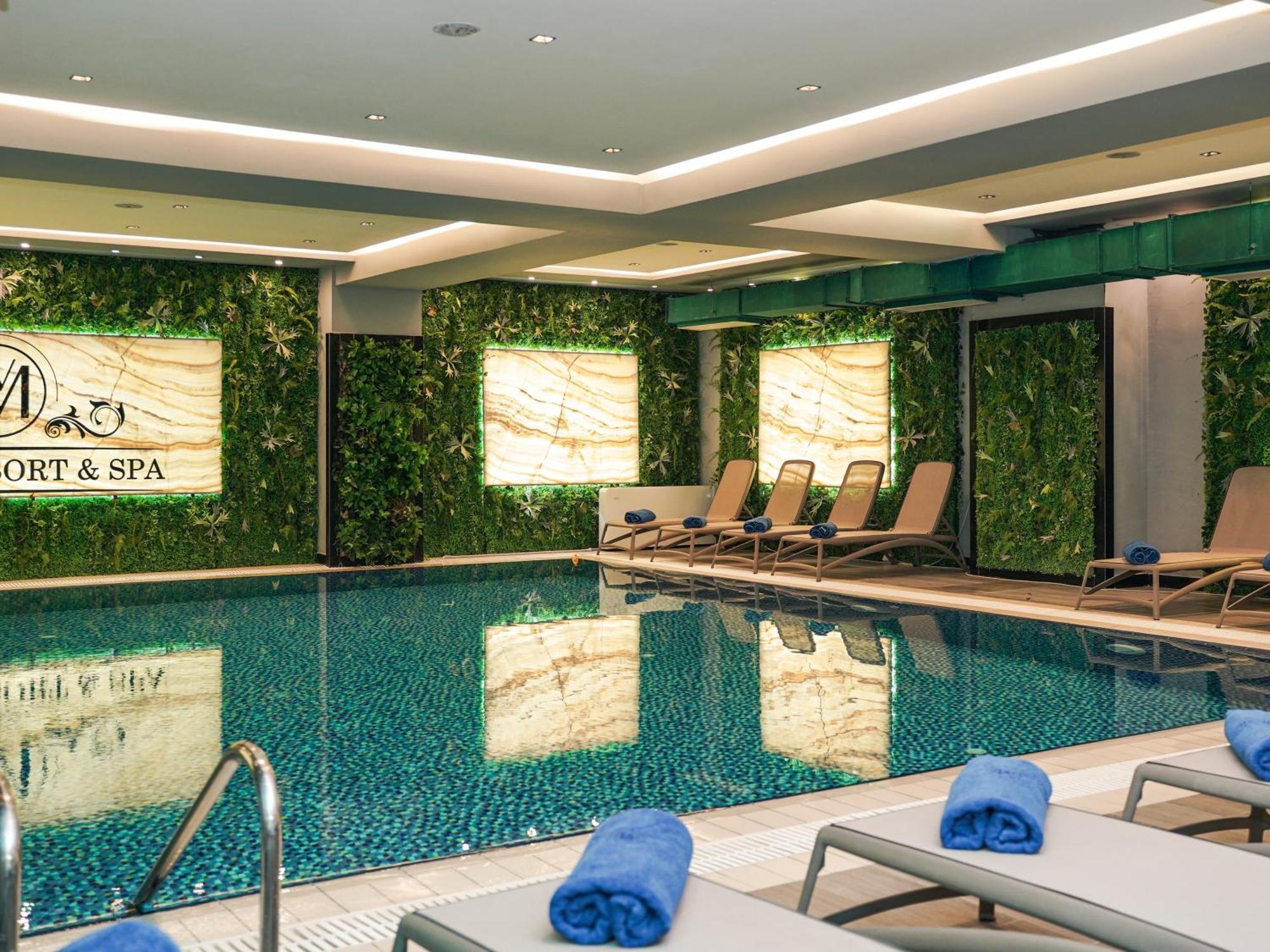 Vm Resort & Spa Golem  Luaran gambar