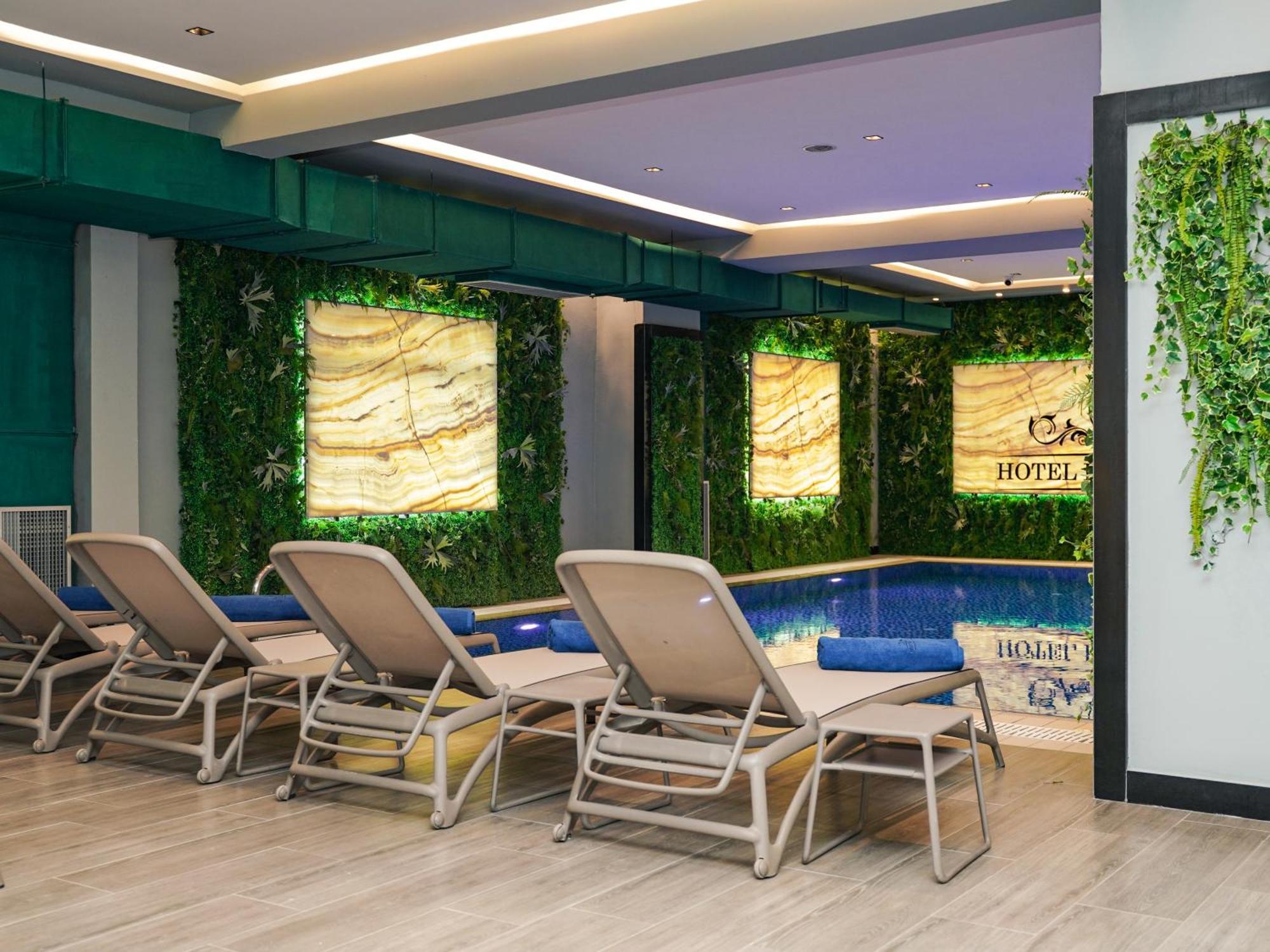 Vm Resort & Spa Golem  Luaran gambar
